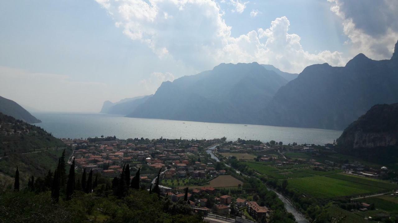 Garda Blu Apartment Riva del Garda Exterior foto